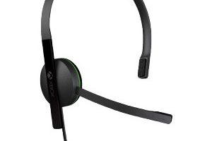 Is the Lack of a Headset Another Big Mistake by the Xbox One?