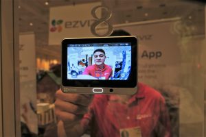 EZVIZ Lookout is a Doorbell Camera for Peepholes