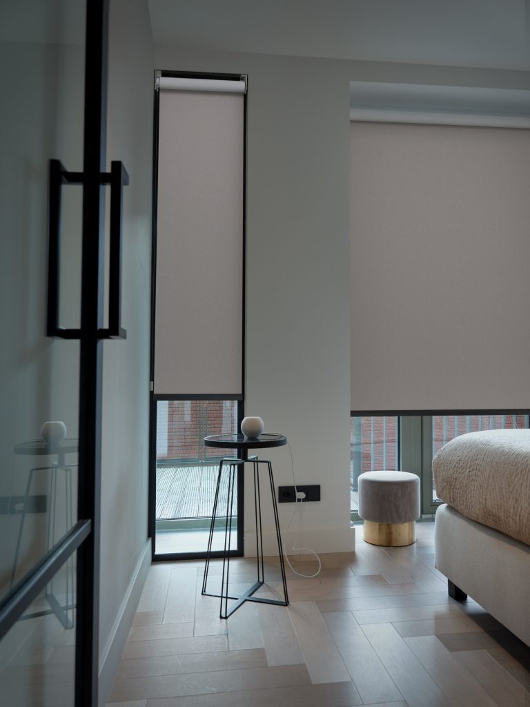 Eve MotionBlinds shown in two custom sizes